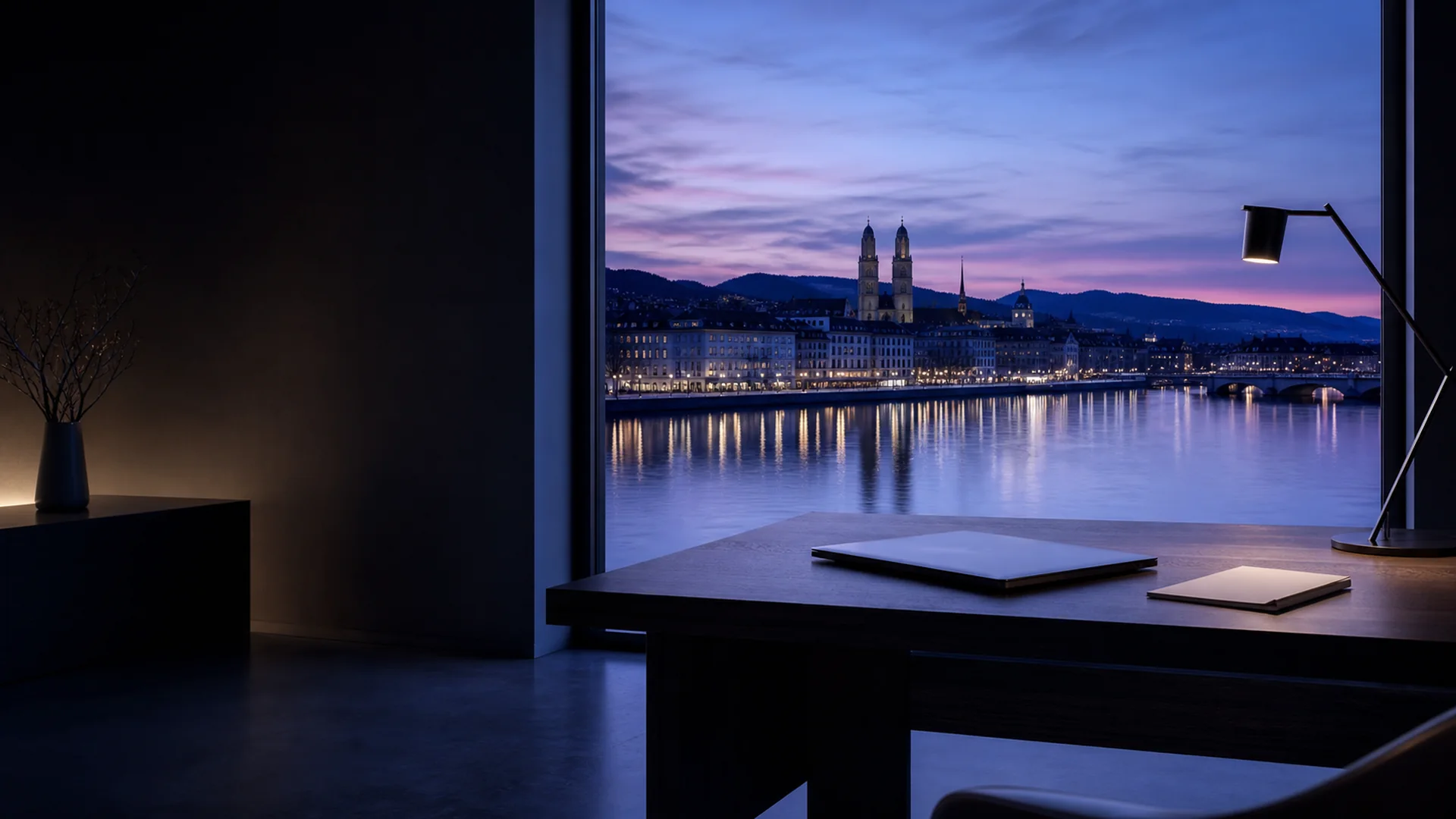 Person arbeitet remote mit Blick auf Zürichsee – Remote Jobs Zürich Guide 2026